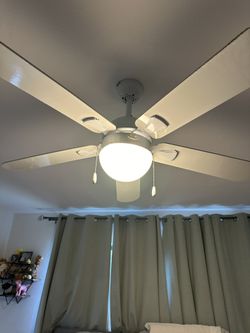 Hamden Bay fan with wireless remote