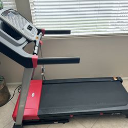 Evo-Fit Incline Treadmill