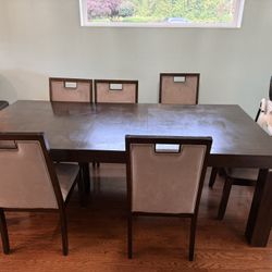 Dinning Table & Chairs