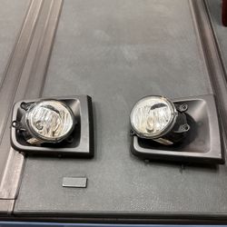 3rd Gen (2016-2023) Toyota Tacoma Fog Lights/Housing
