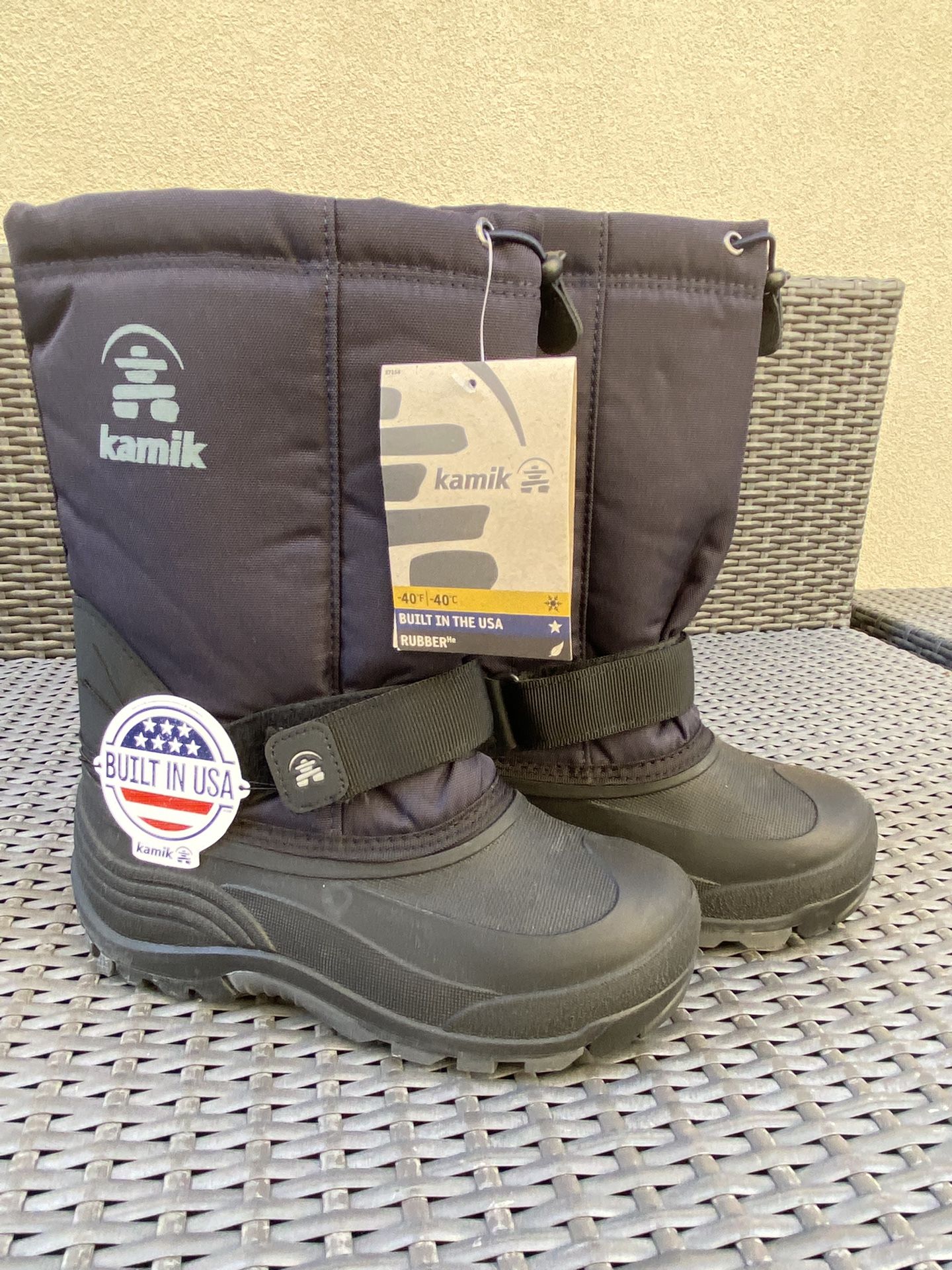 Kids Snow Boots Size 5 for Sale in Irvine, CA OfferUp