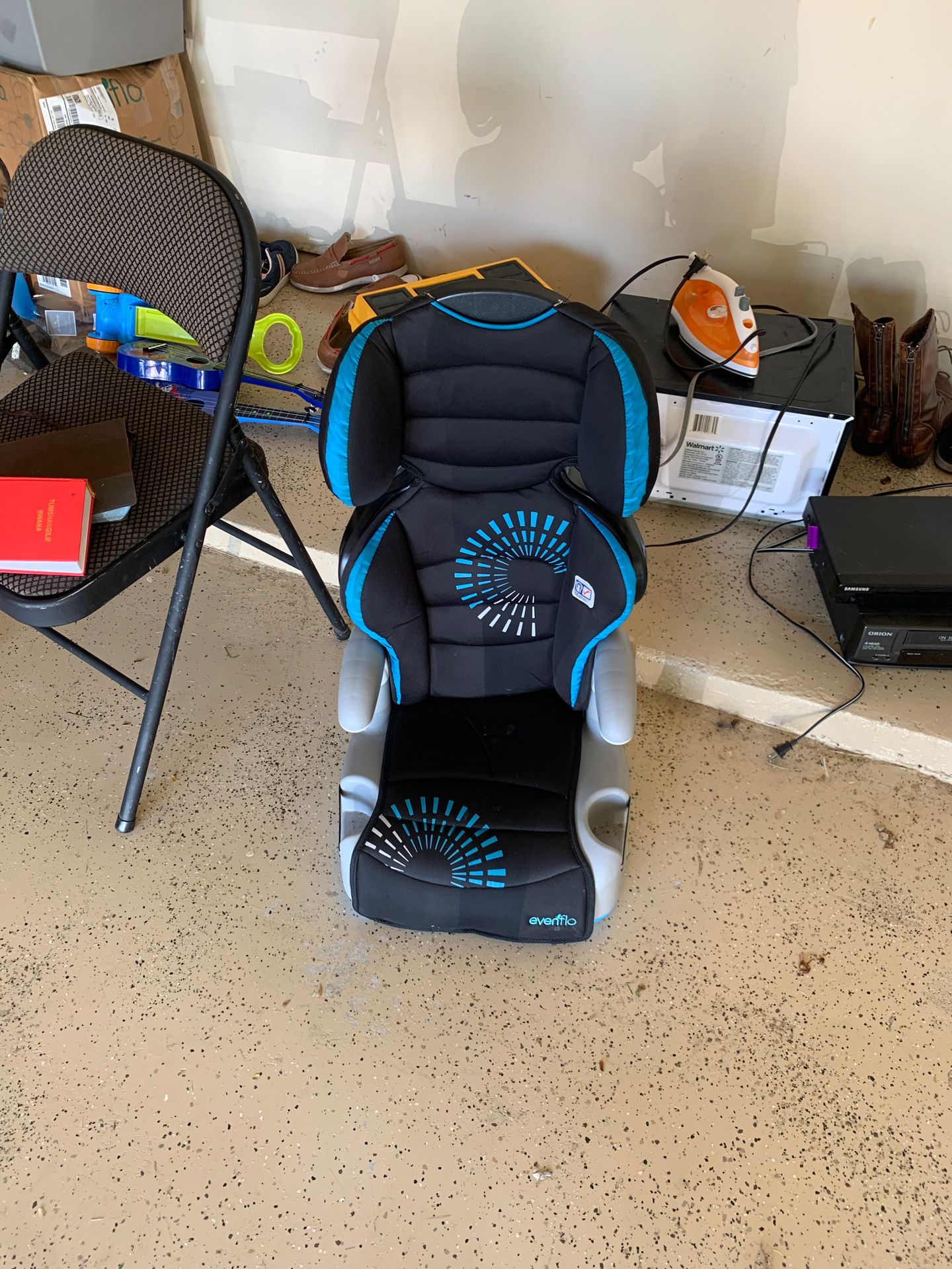 Car seat and iron box for free