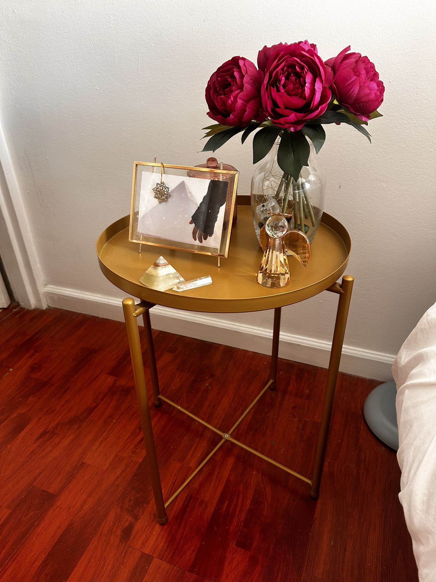 Gold Table