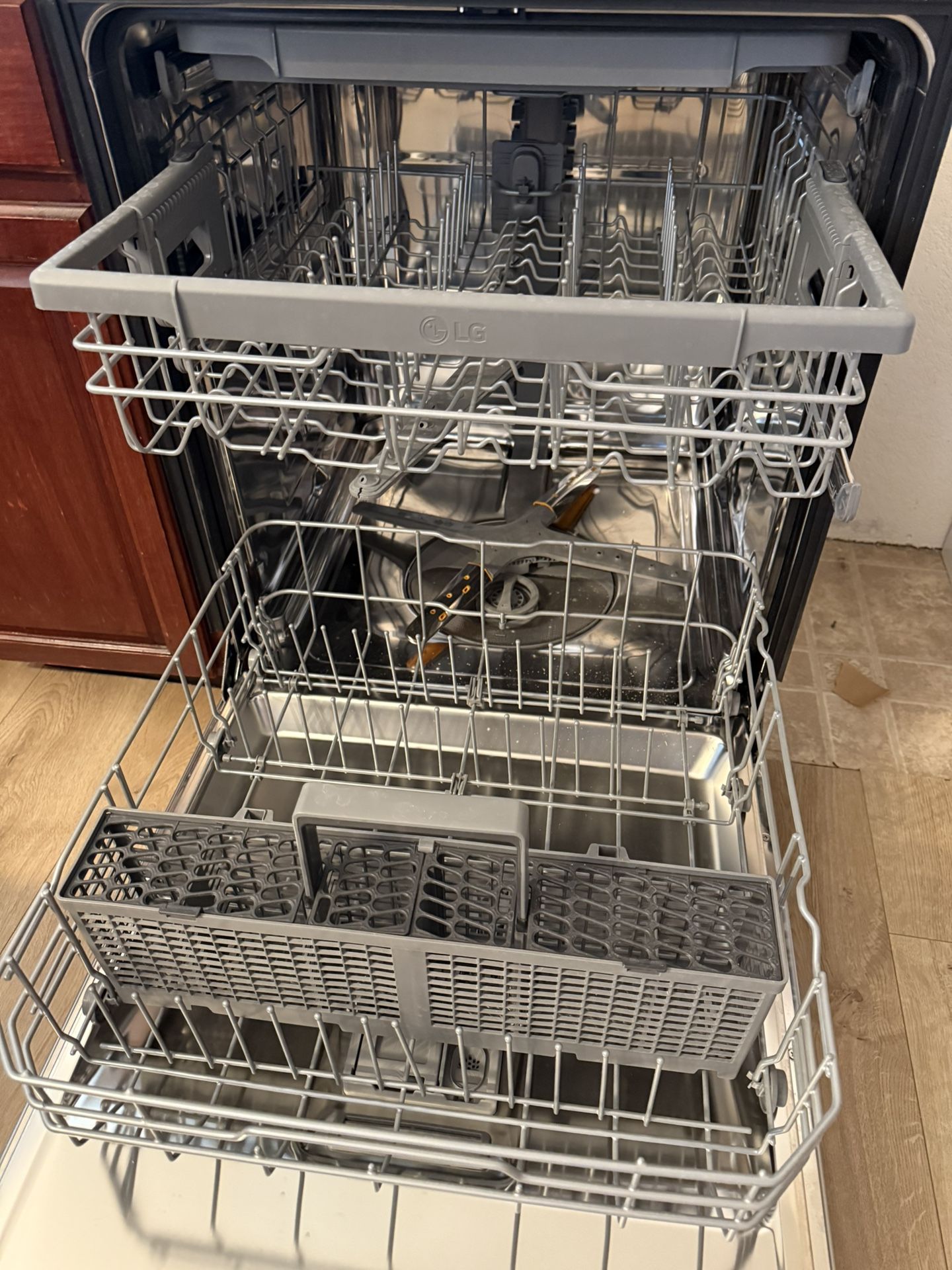 LG Dishwasher