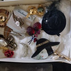 Antique Brooches Never Used