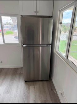 Refrigerator NOT WORKING