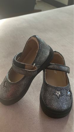 Girls shoes