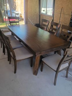 Btantly 9 piece dinner table setDinner table 8 chairs