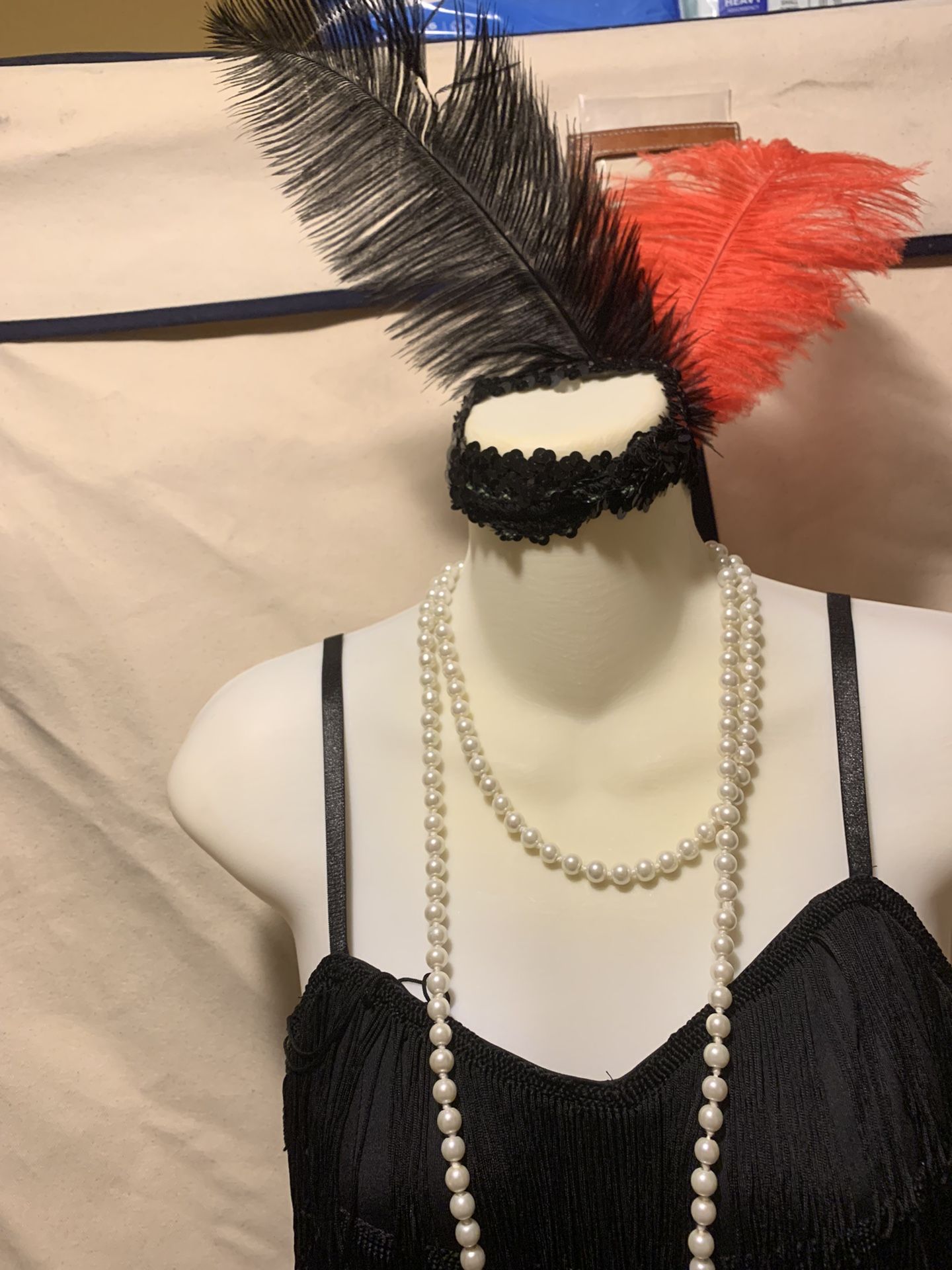 BEAUTIFUL Sexy Saloon Scarlett Lady By Fredricks Of Hollywood