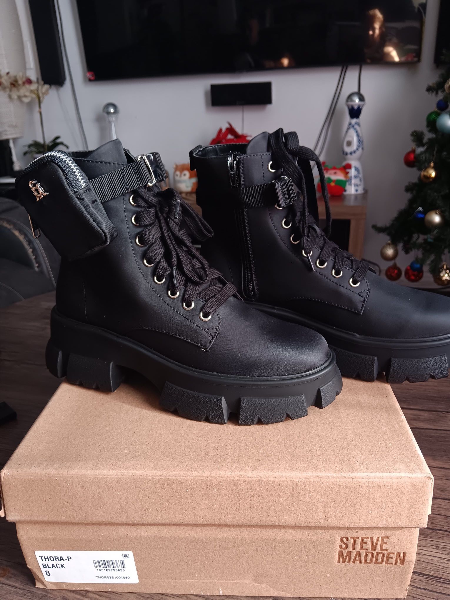 Steve Maddens Boots Size 8