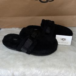 MEN SIZE 9 UGGS