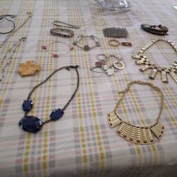 18 Pieces Of Jewelry.