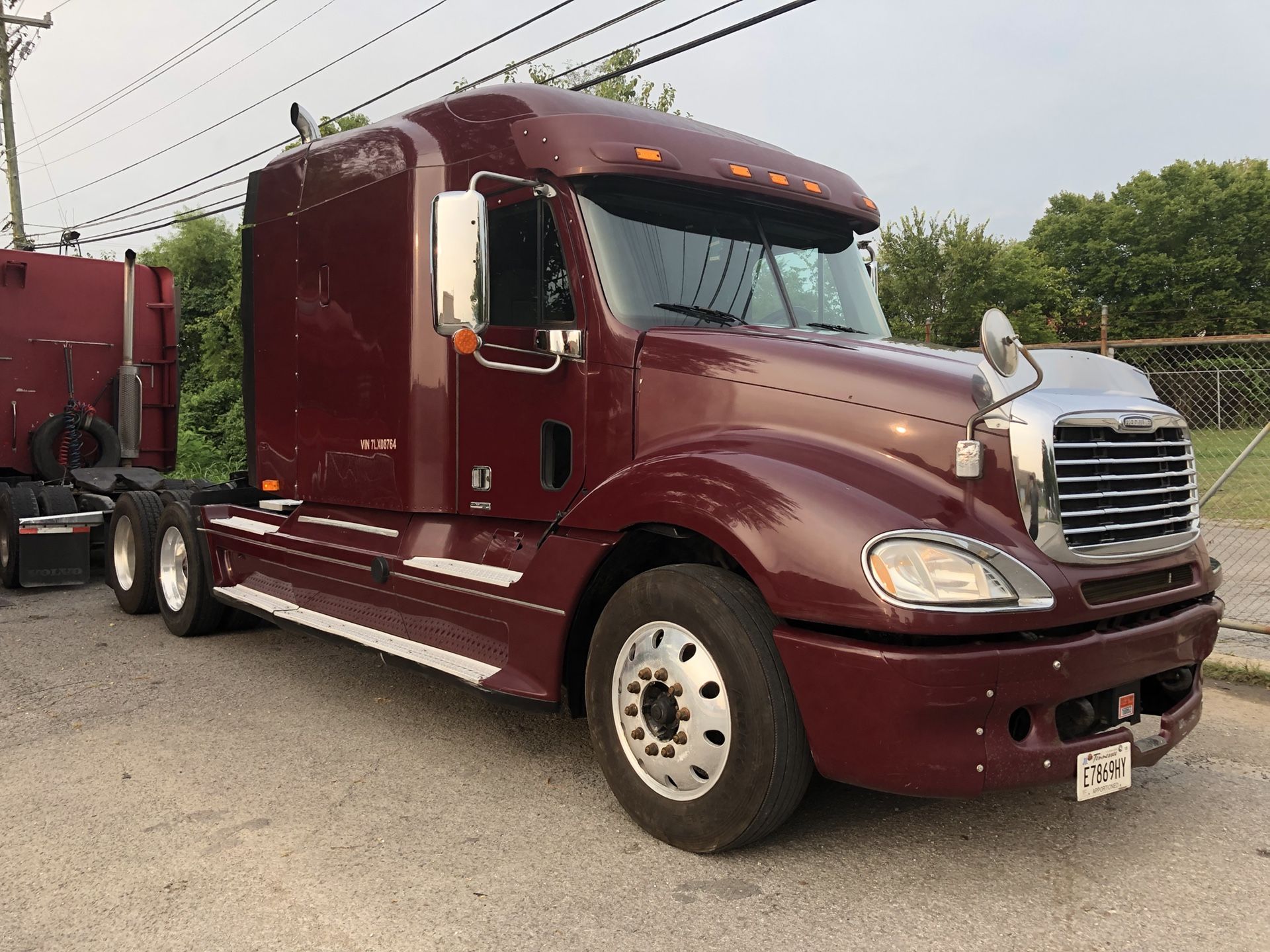 2007 Freightliner Columbia good truck