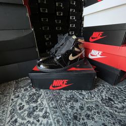 Air Jordan 1 Black Metallic 