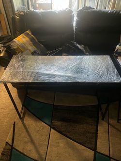 Black metal legs desk