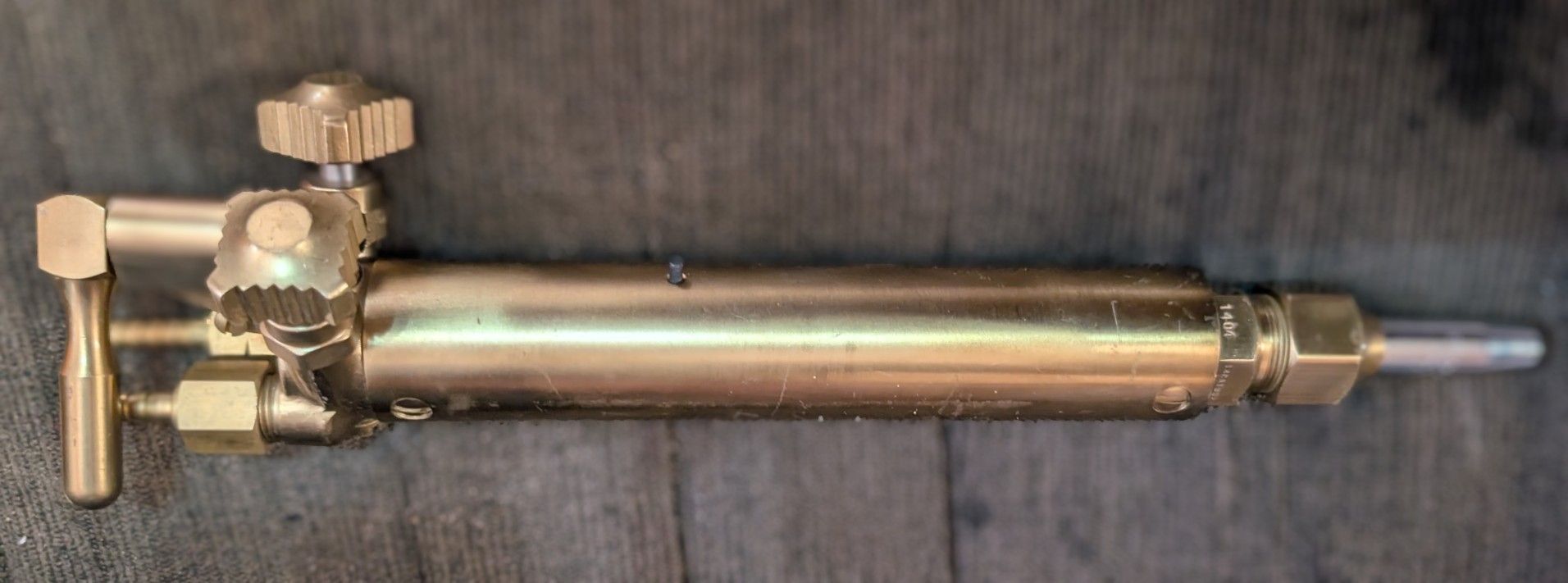 HF-LESS PLASMA CUTTING TORCH