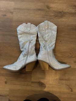 Forever Boots 👢