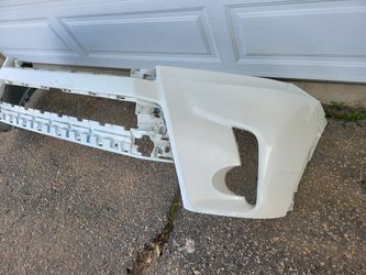 2017 2018 2019 Toyota Highlander Front Bumper Oem 