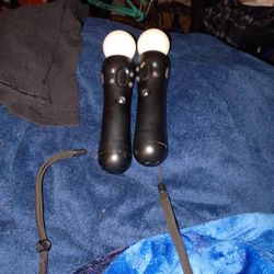 PLAYSTATION VR MOVE MOTION CONTROLLERS