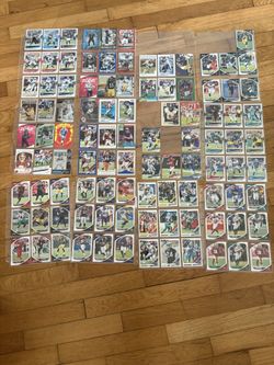 HUGE lot of football cards (rookies , inserts, vintage, parallels) 