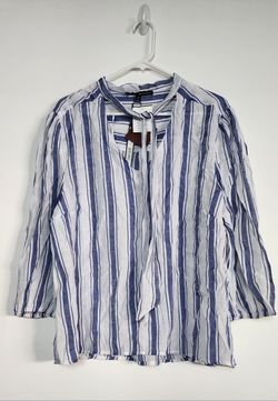 NWT Women's Blue And White Striped Shirt Size1X