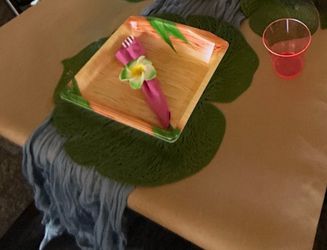 Tropical Hawaiian Luau Food Trays/Plates