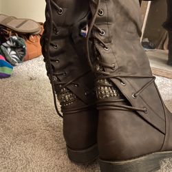 Women’s Boots