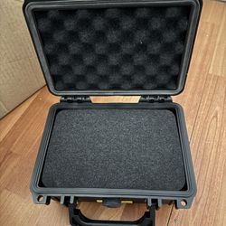 Carrying Case W/ Customizable Foam