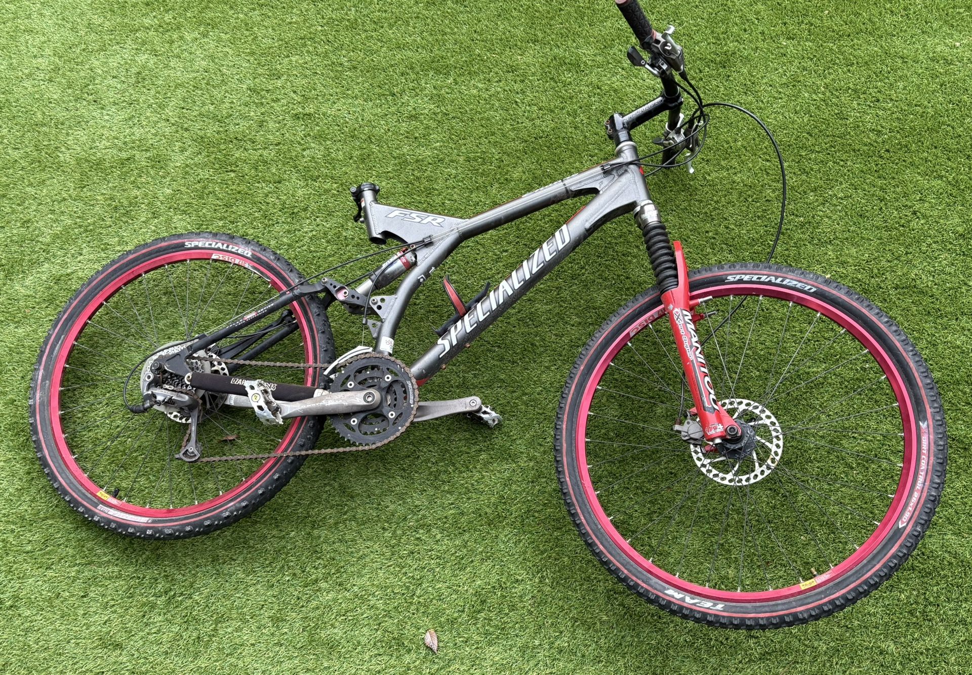 Specialized FSR Enduro Pro model