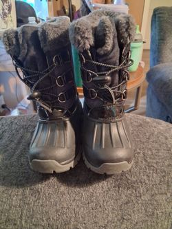 Winter boots