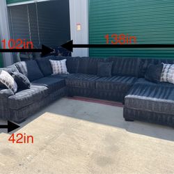 Charcoal 3pc Sectional With Chaise (DELIVERY AVAILABLE)