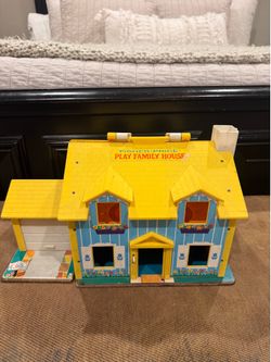 Vintage fisher price house