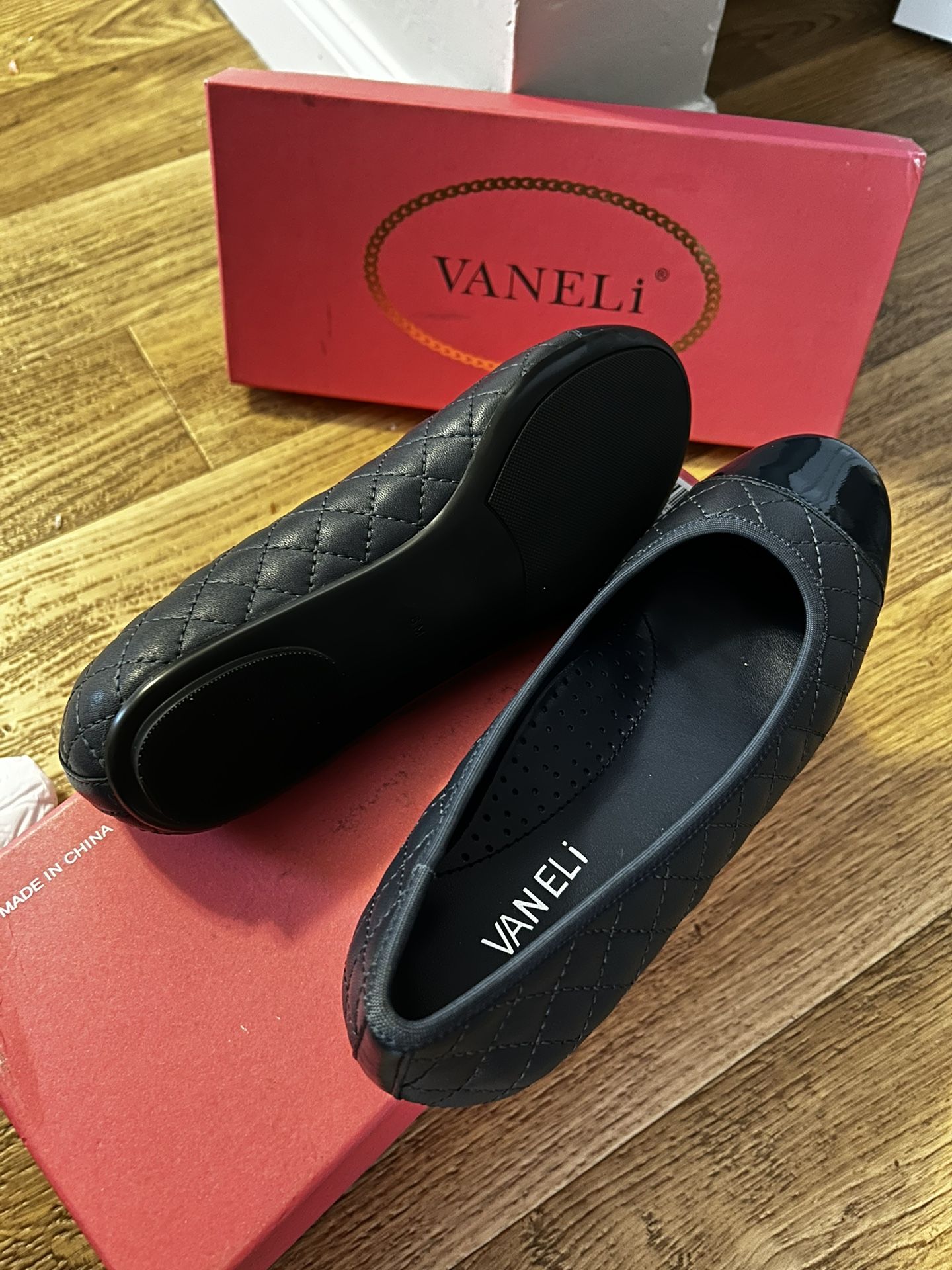 Vaneli Serene NEW