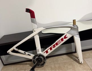 2021 Trek Madone SL 7 eTap Road Bike - 50cm Frame set