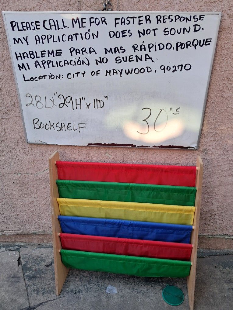 Kids Bookshelf