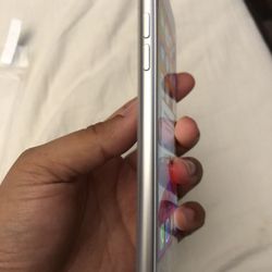iPhone 8