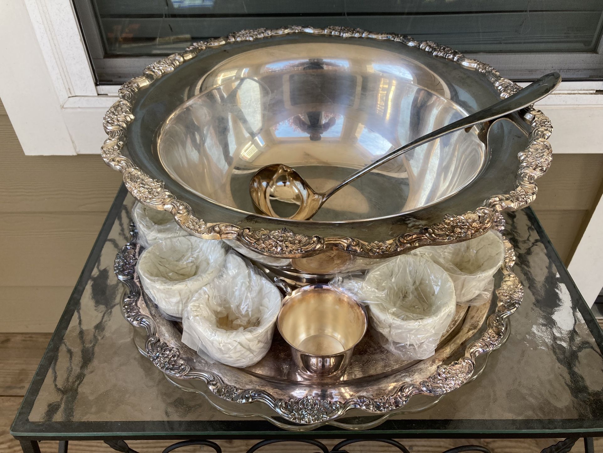 Vintage Towle Silverplate Grand Duchess Punch Bowl Set