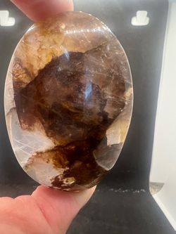 Fire quartz palm stone