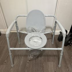 New Medical Toilet Chair 