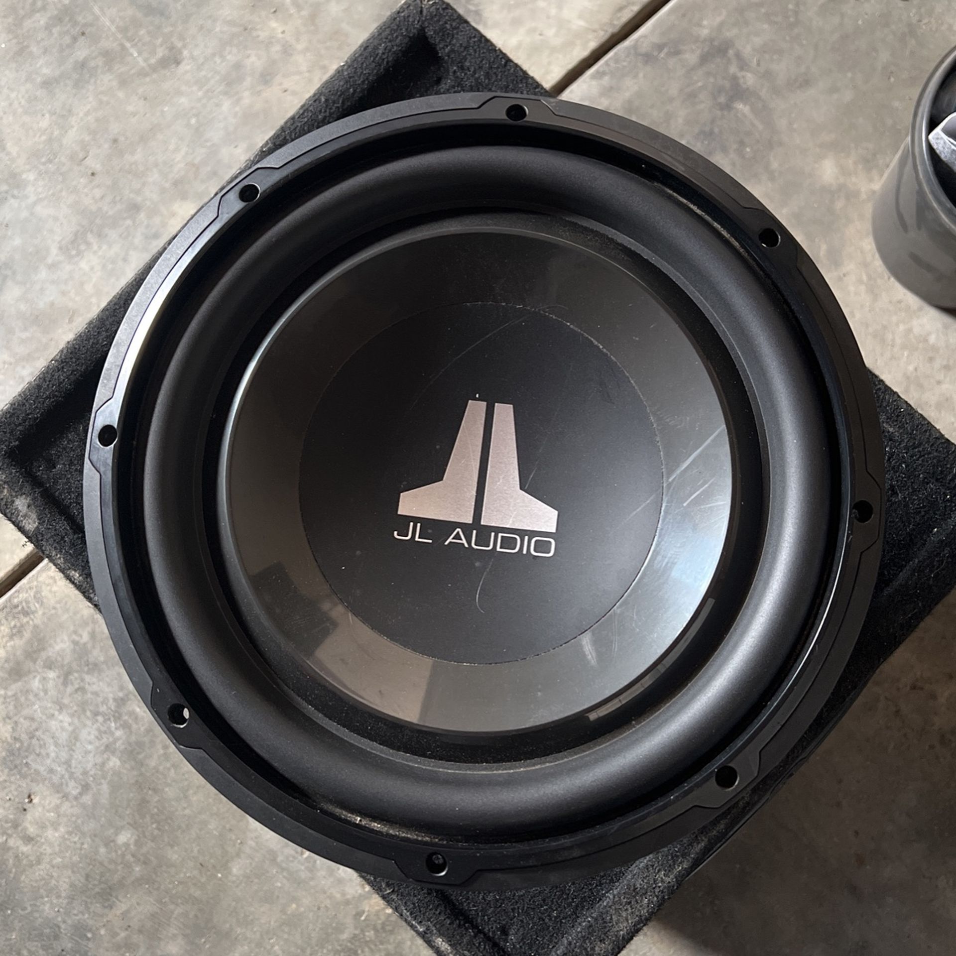JL W1