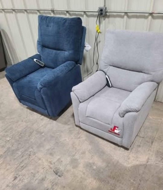 Brand New! Power Motion Lift Recliners😍/ Take it home with $39down/ Hablamos Español Y Ofrecemos Financiamiento 🙋🏻♂️