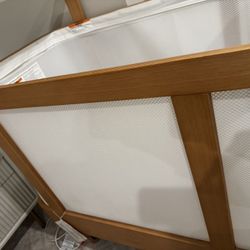 Cradlewise Smart Crib 