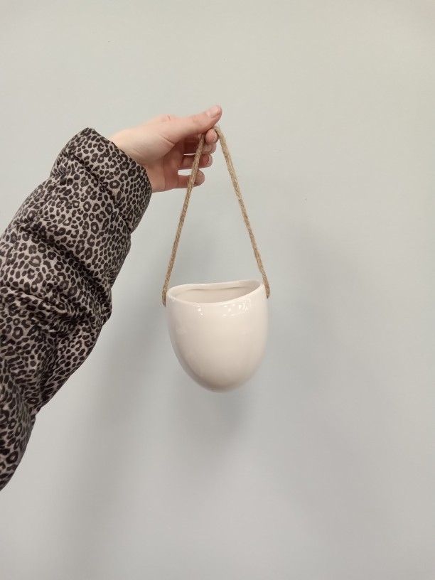 Small Wall Hanging Plant Pot / Holder