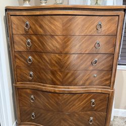 Collezione Europa Tall Chest 