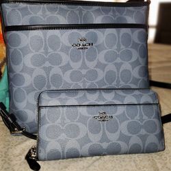 Coach Messenger W/ Wallet
