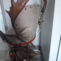 Elk Horn SWIVEL CHAIR Leather Seat