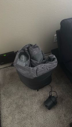 Full size air mattress with pump