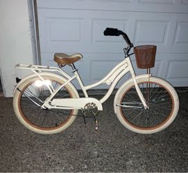 Huffy Beach Cruiser