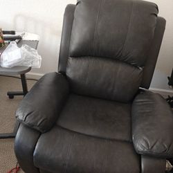 Recliner Power Lift, Massage, For Shorter people 