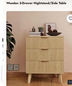 Nightstand/ mesa de noche